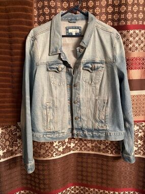 LOFT Light Wash Denim Jacket - Women's Jean Jacket